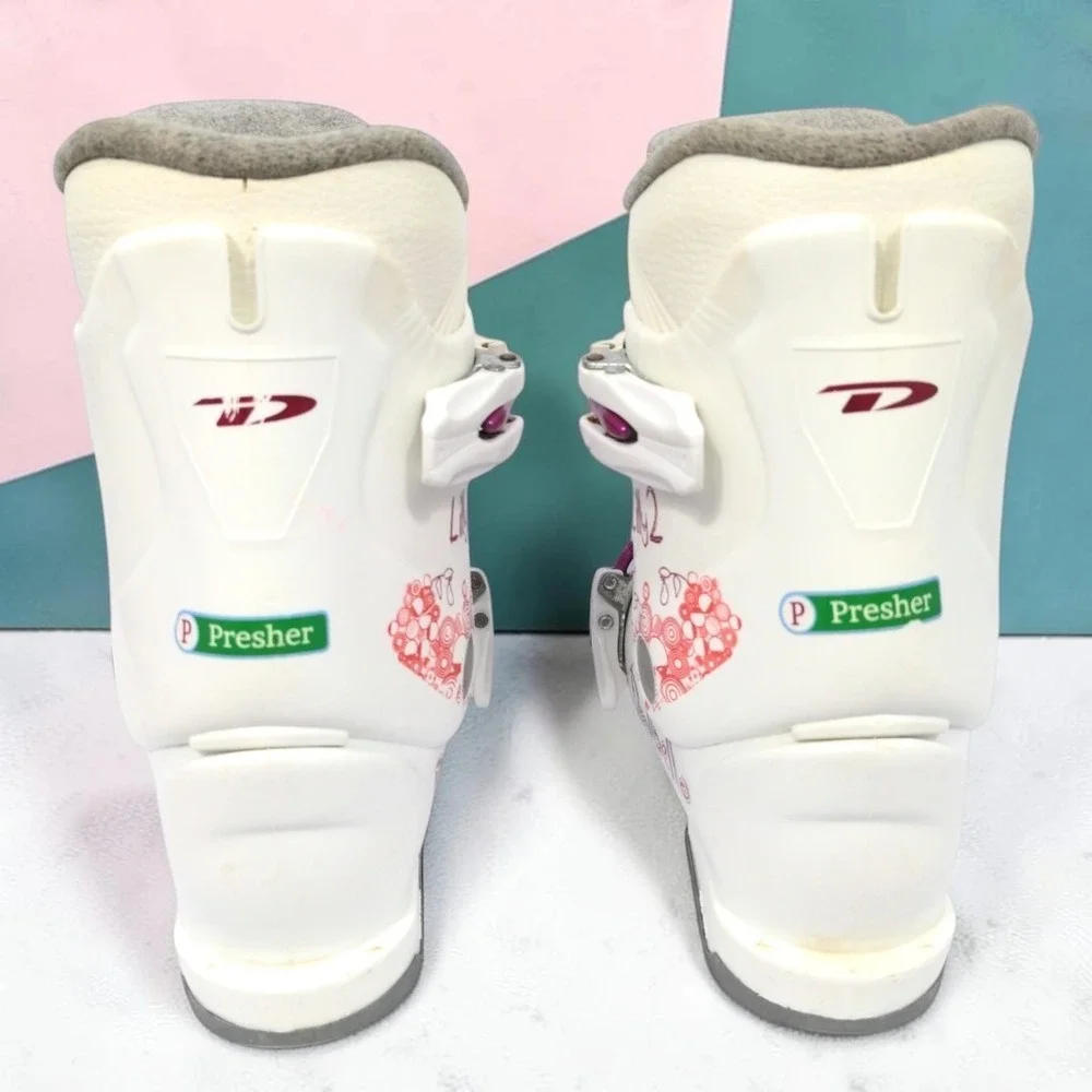Dalbello Lilly 2 Girls Ski Boots Size 22.5 Mondo US 3.5-4.5 White Burgundy 262mm